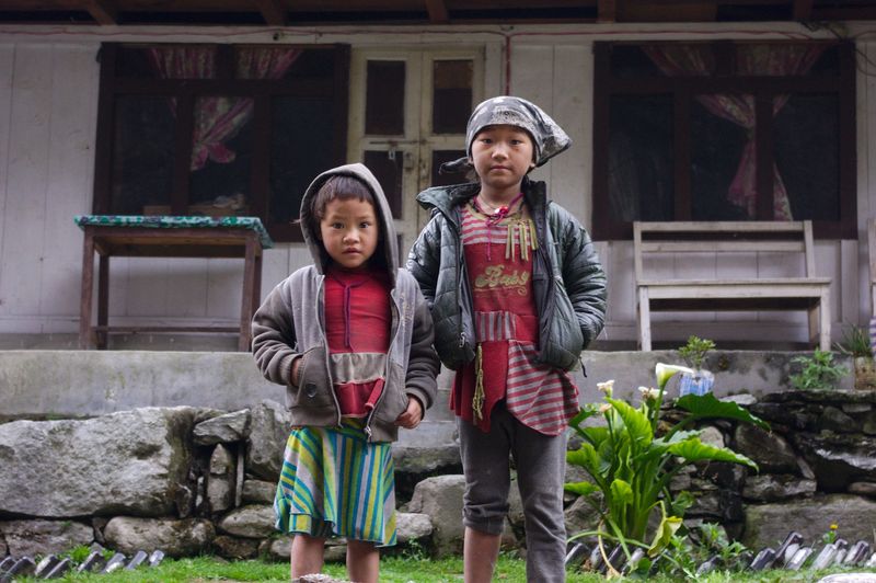 непальские дети из Дхарапани